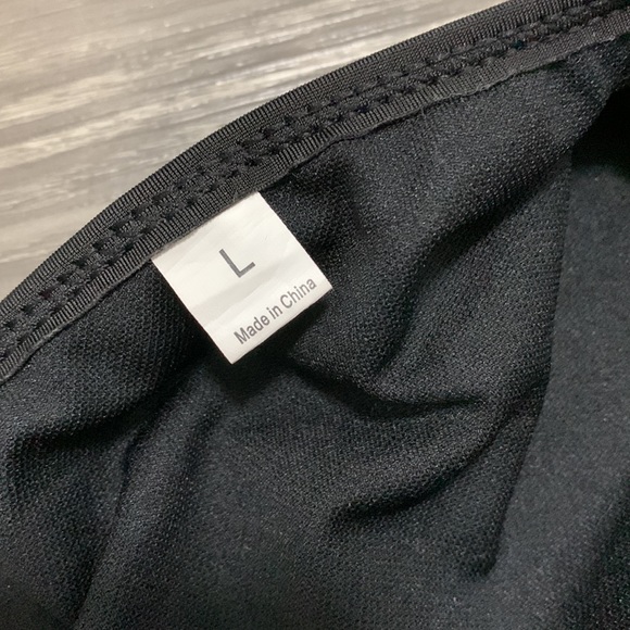 Tropical bikini top small and bottom medium - Picture 5 of 6